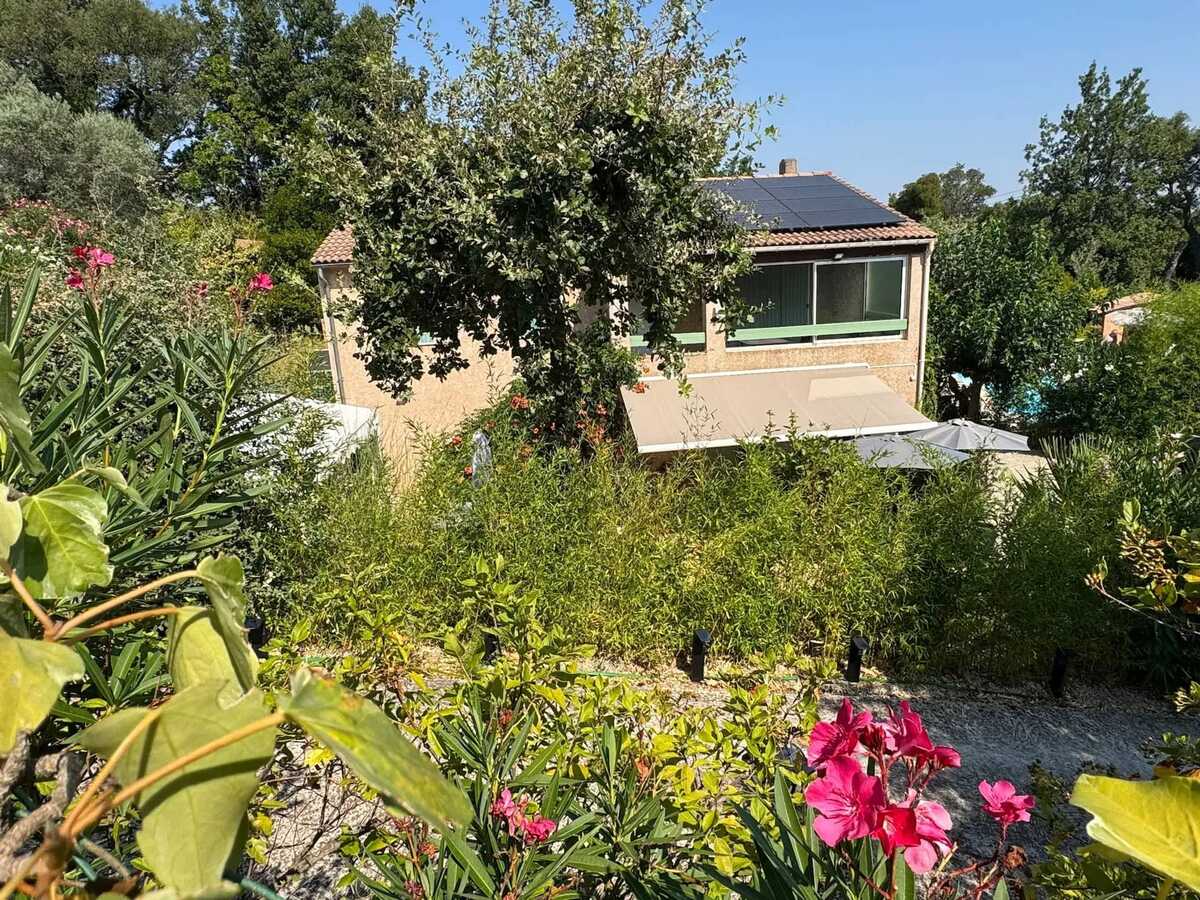 Appartement 90 m² piscine et jardin privé Les Mayons - Photo 10
