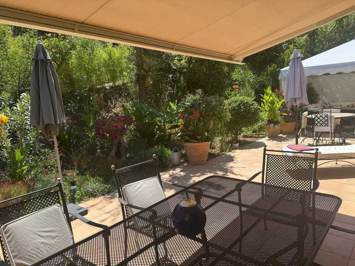 Appartement 90 m² piscine et jardin privé Les Mayons - Photo 11
