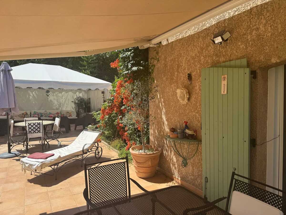 Appartement 90 m² piscine et jardin privé Les Mayons - Photo 14