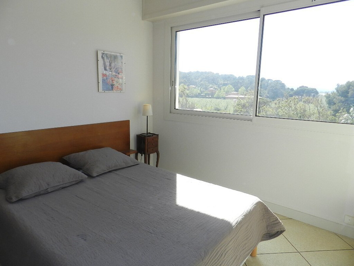 Appartement 2P en bord de mer, accès plage - Le Lavandou - Photo 5