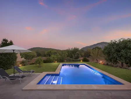 Location villa à Pollença, Villa confortable 3 chambres à Pollensa avec piscine privée et climatisation