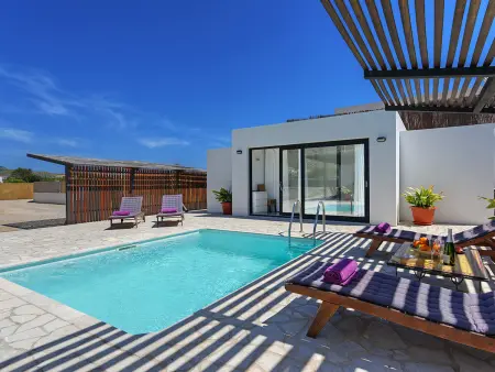 Location villa à Port de Pollença, Villa coquette avec piscine privée et climatisation à Puerto Pollensa