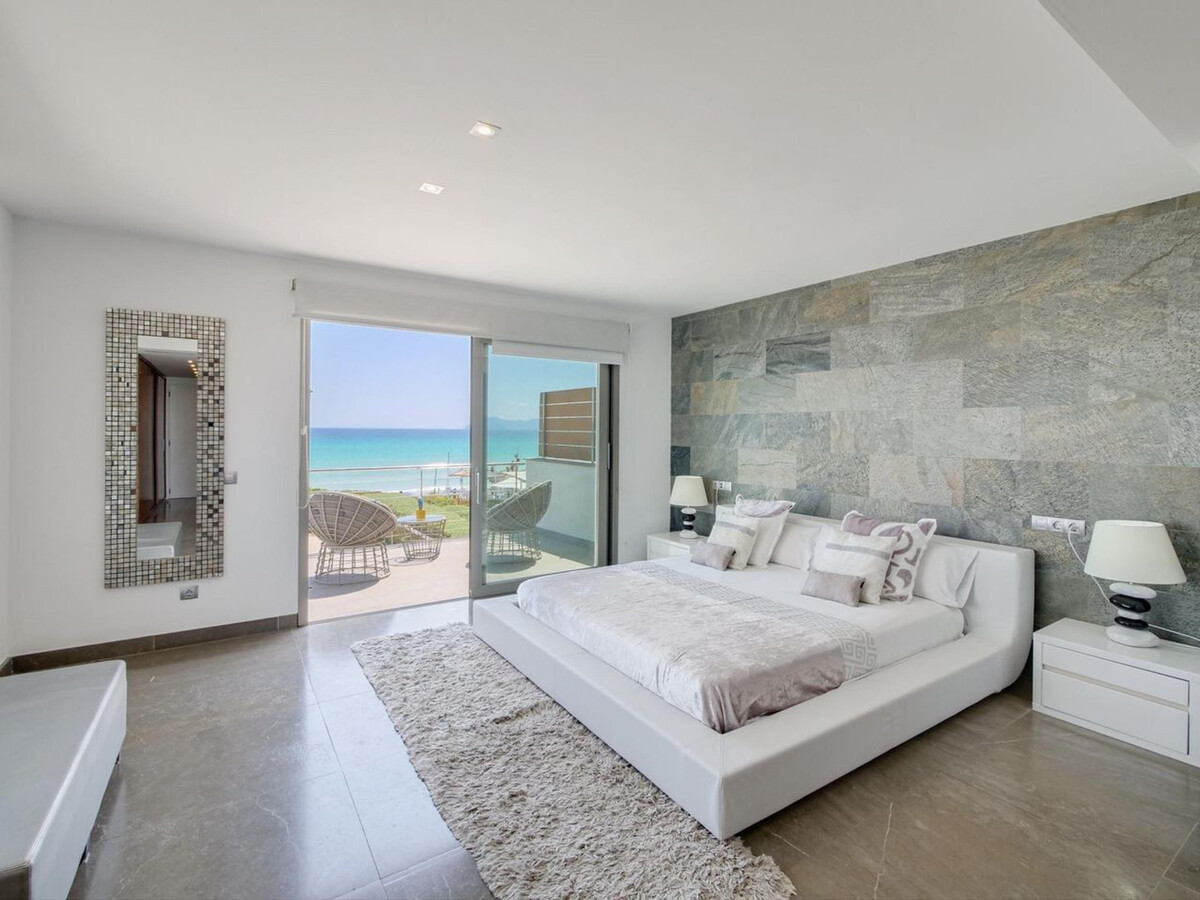 Villa moderne 230 m² en front de plage à Can Picafort - Photo 4