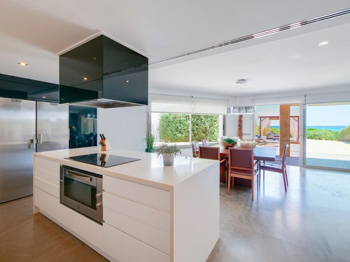Villa moderne 230 m² en front de plage à Can Picafort - Photo 16