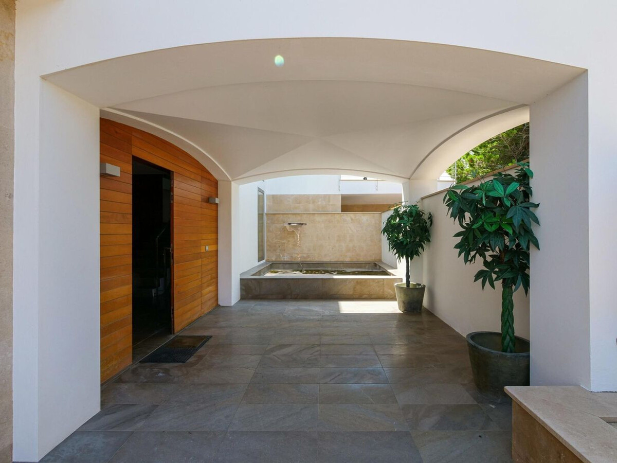 Villa moderne 230 m² en front de plage à Can Picafort - Photo 25