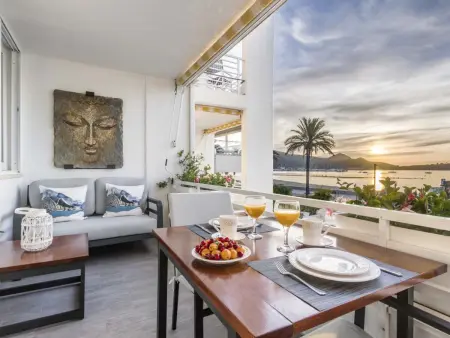 Location appartement à Port de Pollença, Bel appartement à Puerto Pollensa avec climatisation et parking pour 2 personnes