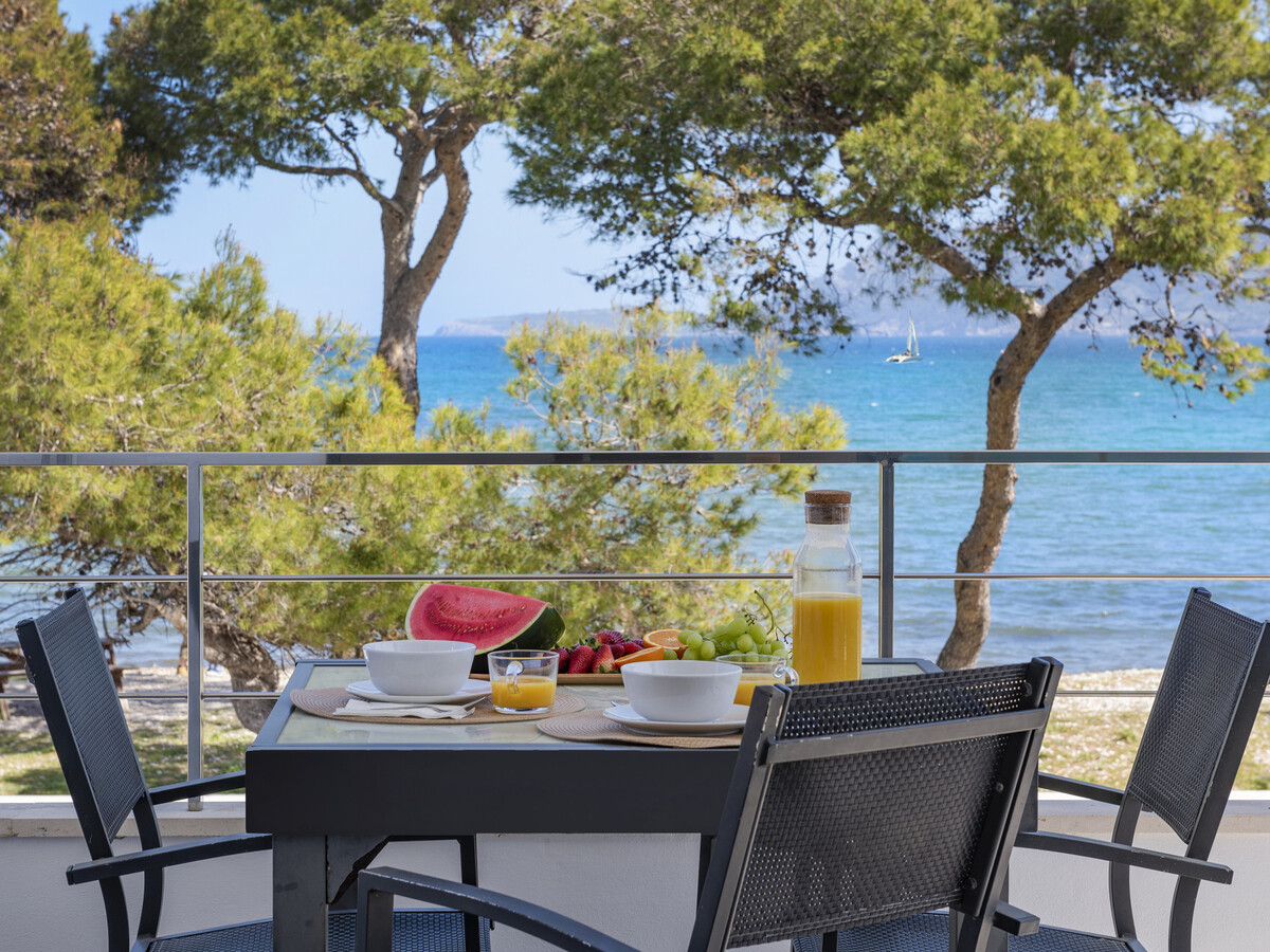 Appartement front de mer à Pollença, 2 ch., piscine - Photo 2