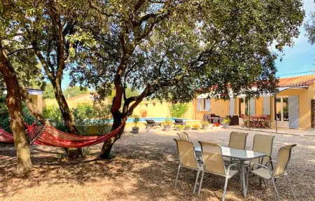 Maison plain-pied avec piscine privée à Mazan : photo 9
