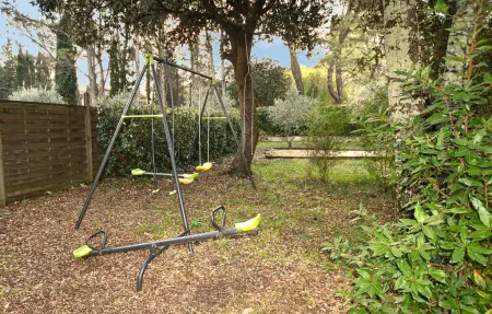 Maison plain-pied avec piscine privée à Mazan : photo 10