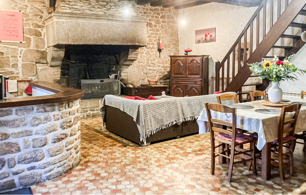 Maison en pierre avec jardin 3000 m² à Parigné - Photo 5