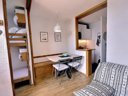 Studio 4 pers à Vallandry, terrasse Sud-Ouest et ski aux pieds : photo 2