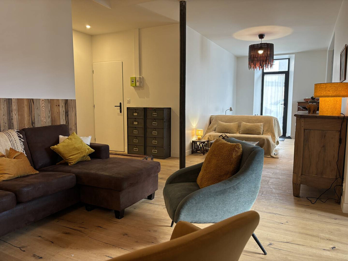Appartement rénové en ancienne boulangerie, 2 chambres - Photo 1