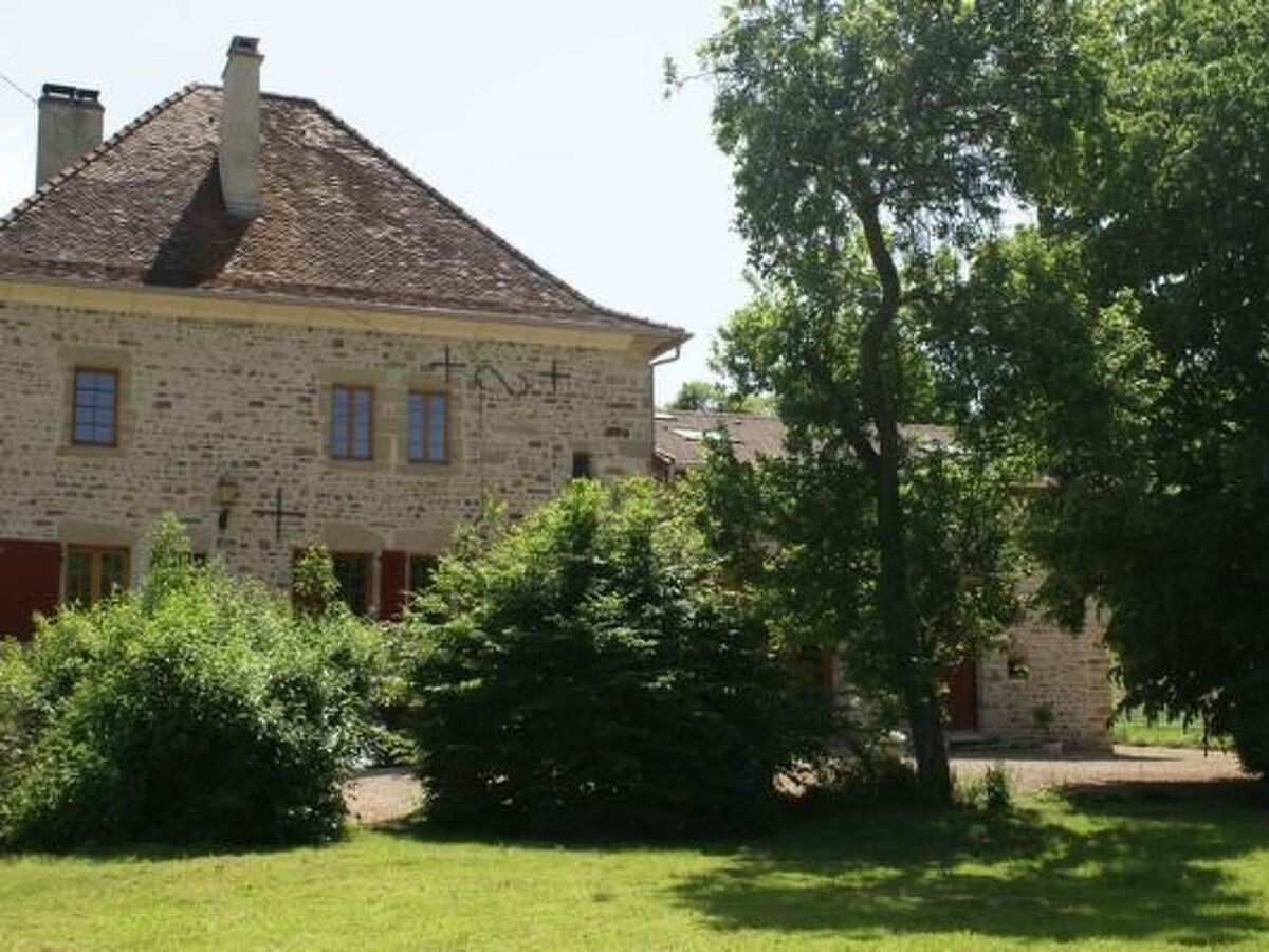 Aile de château du 15e siècle, 8 pers., jardin et barbecue - Photo 1