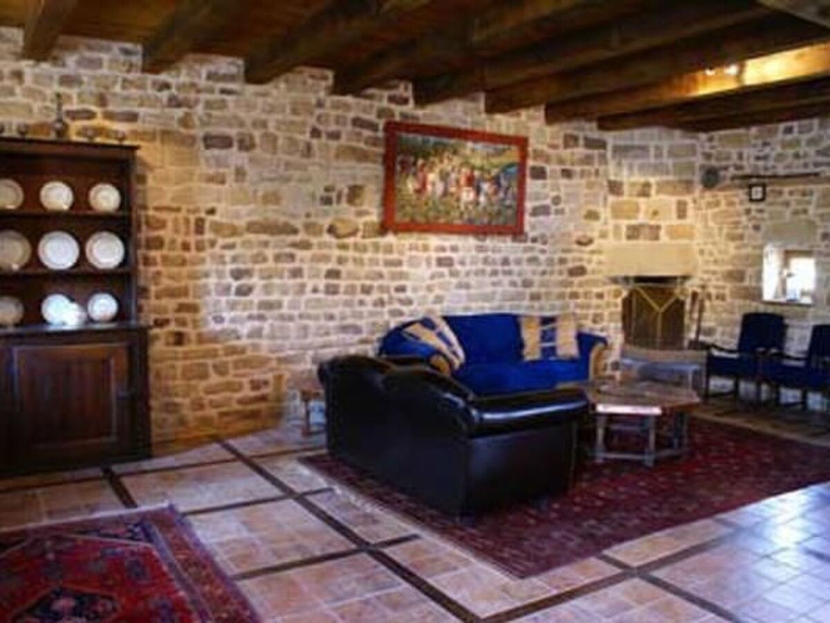 Aile de château du 15e siècle, 8 pers., jardin et barbecue - Photo 2