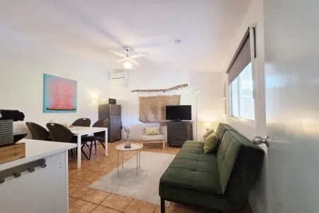 Casita Cartama, Casita avec grand jardin privé et jacuzzi - Photo 1