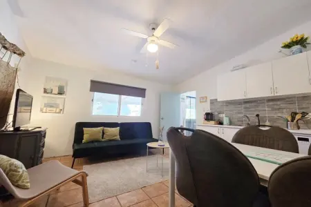 Casita Cartama, Casita avec grand jardin privé et jacuzzi - Photo 20