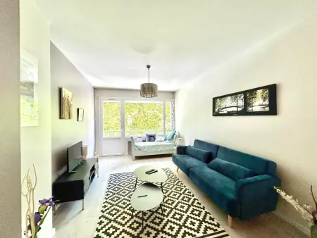 Appartement centre-ville Annecy avec parking et WIFI : photo 2