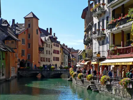 Appartement centre-ville Annecy avec parking et WIFI : photo 14