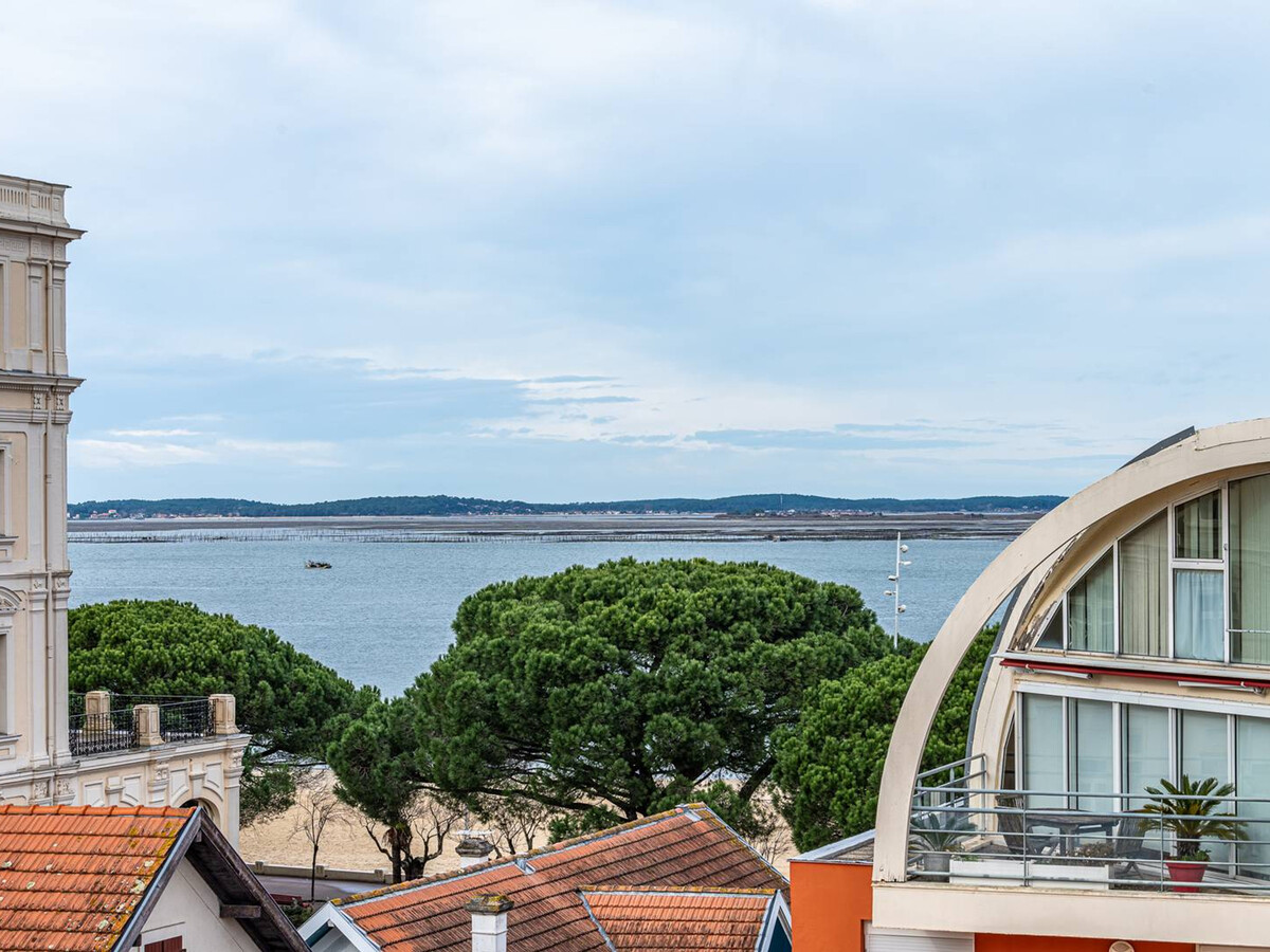 T3 80m² face à la plage d'Arcachon, balcons, parking - Photo 9