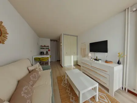 Grand studio 4 pers avec accès piscine aux Rousses - Photo 5