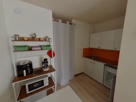 Grand studio 4 pers avec accès piscine aux Rousses - Photo 6