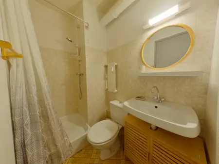 Grand studio 4 pers avec accès piscine aux Rousses - Photo 10