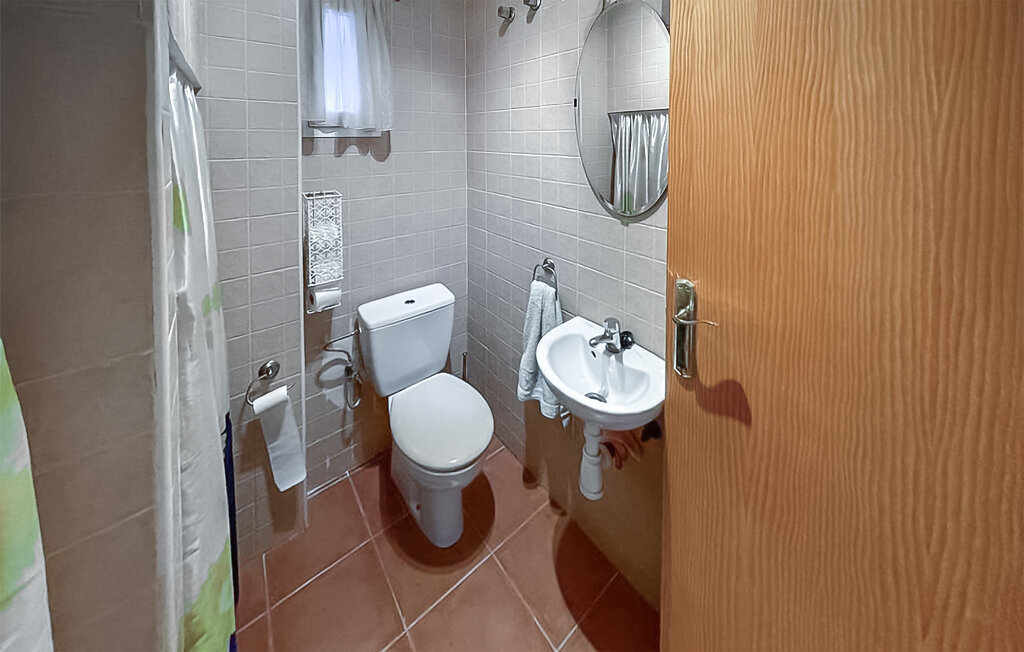 Maison 8 personnes à El Castillo de las Gua - Photo 18