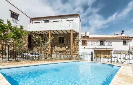 Location maison à LAROYA
