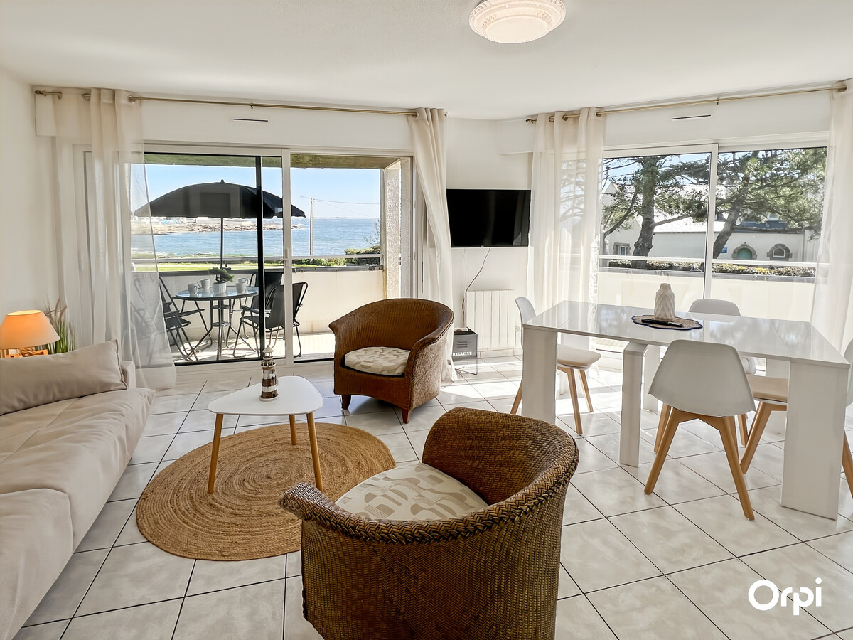 T2 vue mer avec balcon, garage et cave à Ploemeur - Photo 5