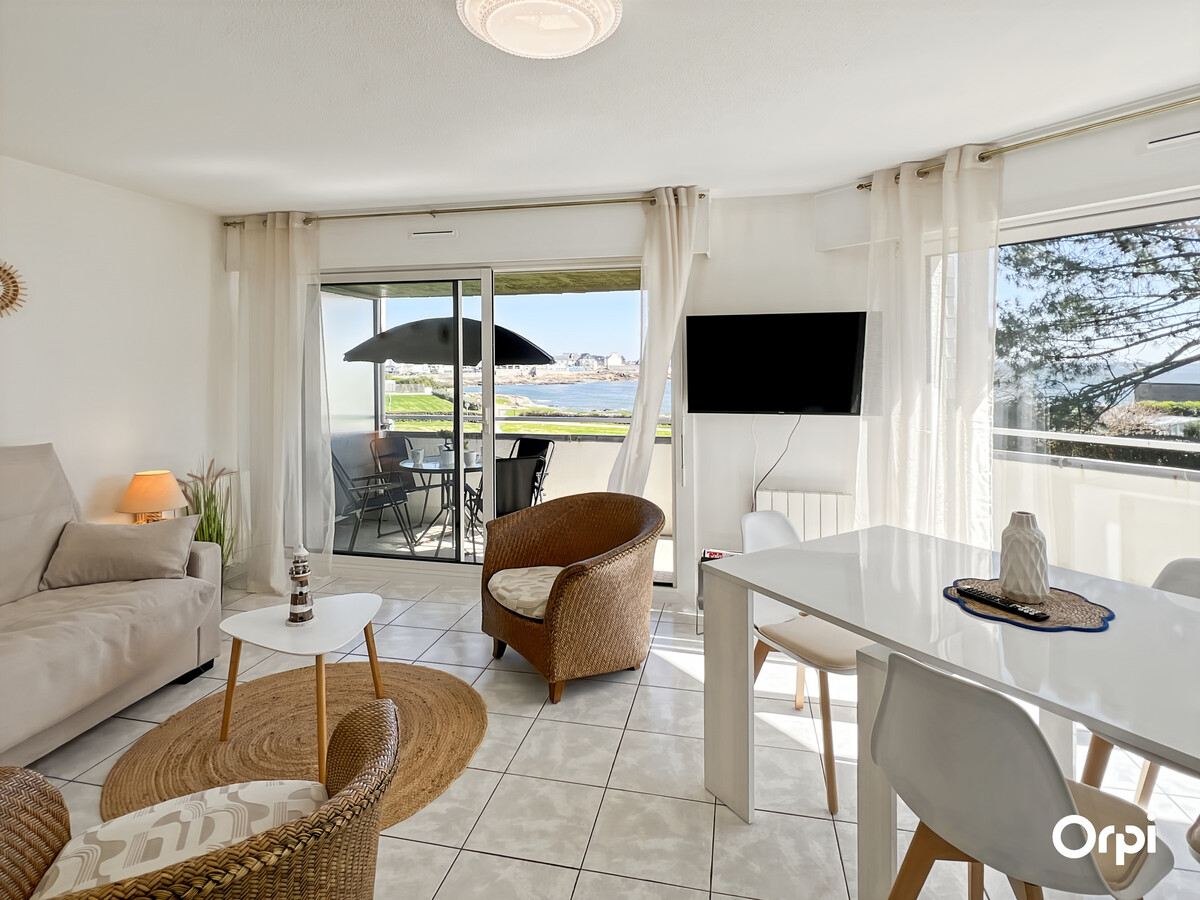 T2 vue mer avec balcon, garage et cave à Ploemeur - Photo 6