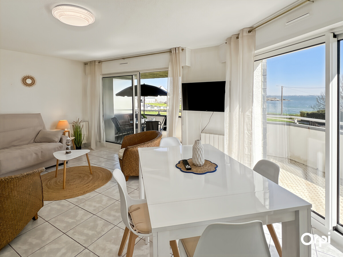 T2 vue mer avec balcon, garage et cave à Ploemeur - Photo 7