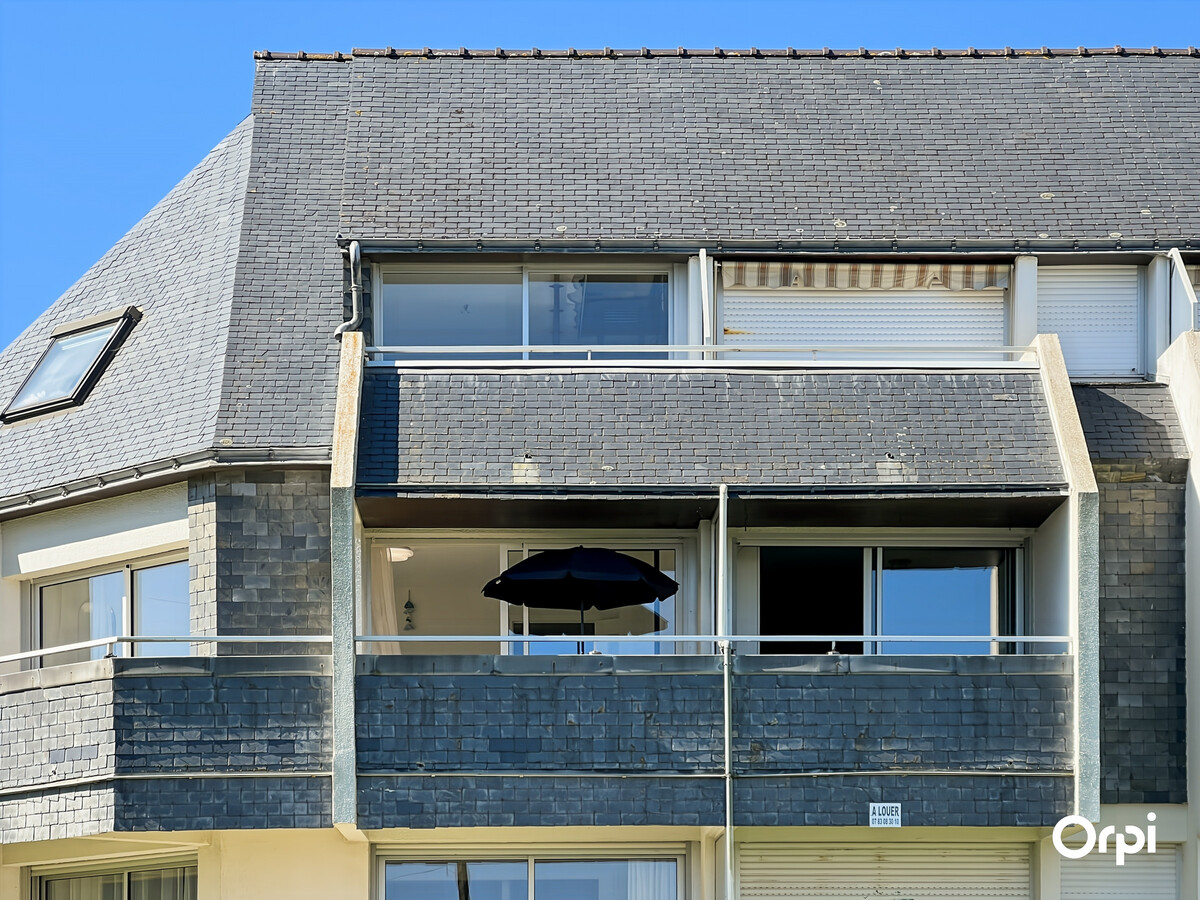 T2 vue mer avec balcon, garage et cave à Ploemeur - Photo 19