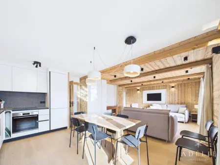 Appartement 80m² skis aux pieds à Montvalezan : photo 4