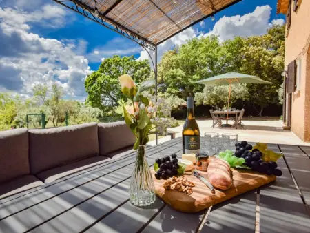 Maison avec piscine et jardin à Aups, aux portes du Verdon : photo 4