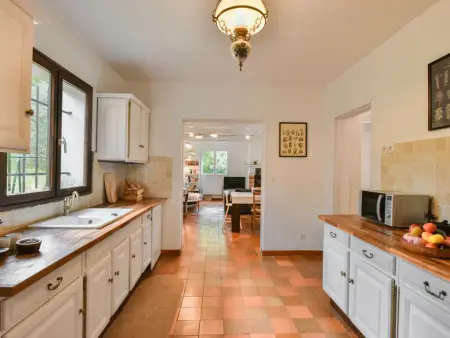 Maison avec piscine et jardin à Aups, aux portes du Verdon : photo 11