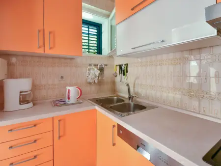 Maison Lui à Gradac : 8 pers., vue mer, accès plage : photo 15