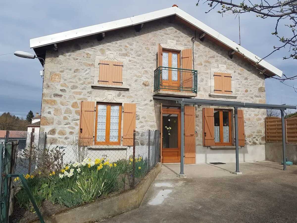Maison 115 m² - 3 chambres, terrasse et barbecue à Sauviat - Photo 1