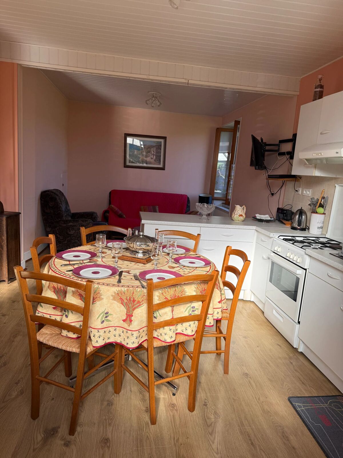 Maison 115 m² - 3 chambres, terrasse et barbecue à Sauviat - Photo 4