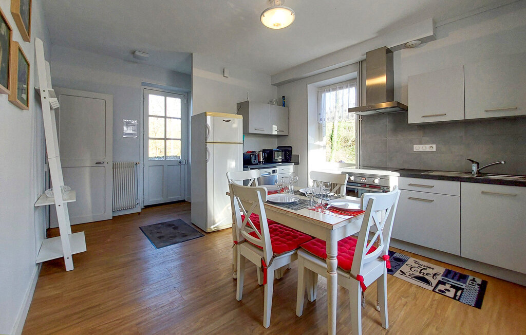 Maison de gardien avec accès rivière à Nanteuil-en-Vallée - Photo 5