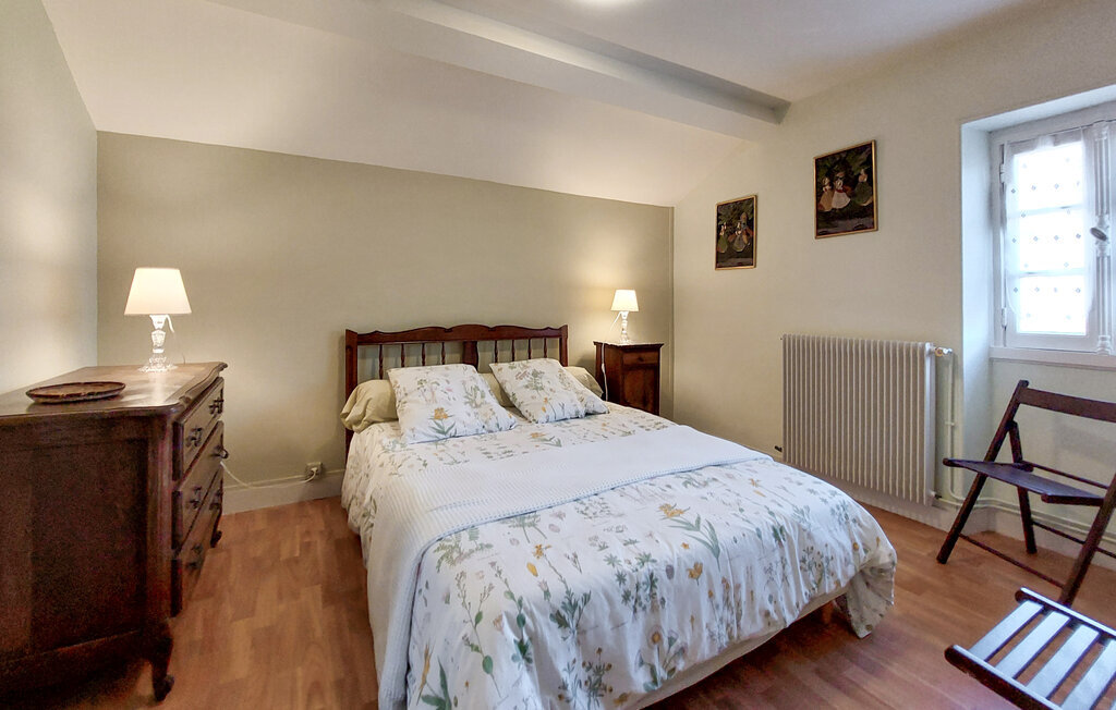 Maison de gardien avec accès rivière à Nanteuil-en-Vallée - Photo 7