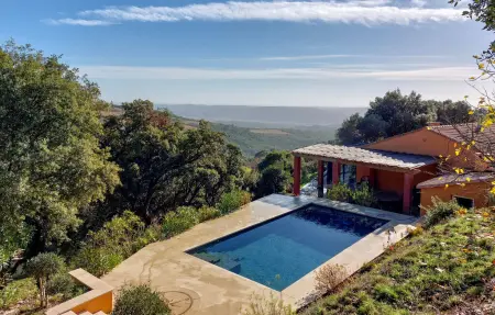 Location maison à Saint Chinian, VUE DEXCEPTION AVEC PISCINE