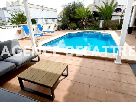Location maison à Peniscola, Villa con piscina privada, barbacoa, salón de verano con pérgola, 6 dormitorios, aire acondicionado.