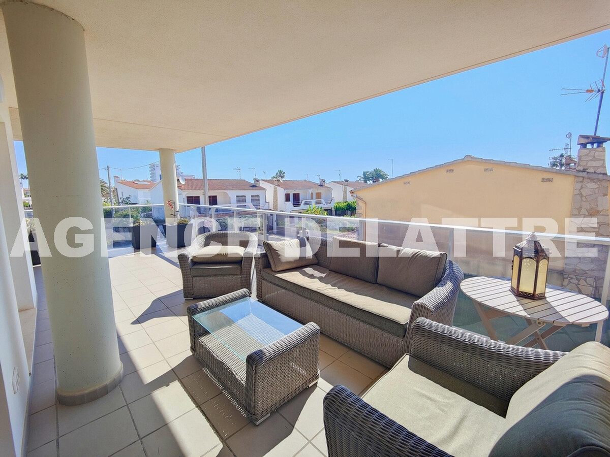 Appartement 3 chambres à 70m de la plage, piscine et parking - Photo 1