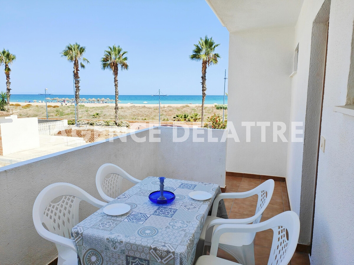 Appartement 1 chambre face plage avec piscine à Peniscola - Photo 1