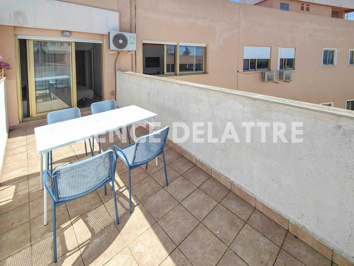 Penthouse 1 chambre climatisé à 150m de la plage - Photo 17