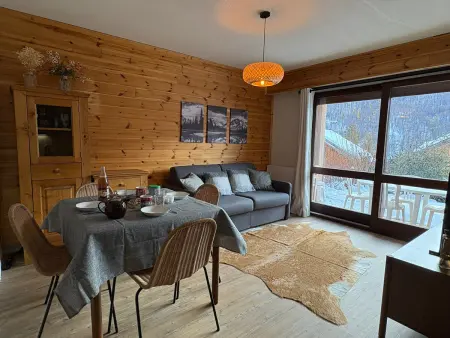 Location appartement à Serre Chevalier Chantemerle, Studio confortable avec terrasse et WIFI à Serre Chevalier