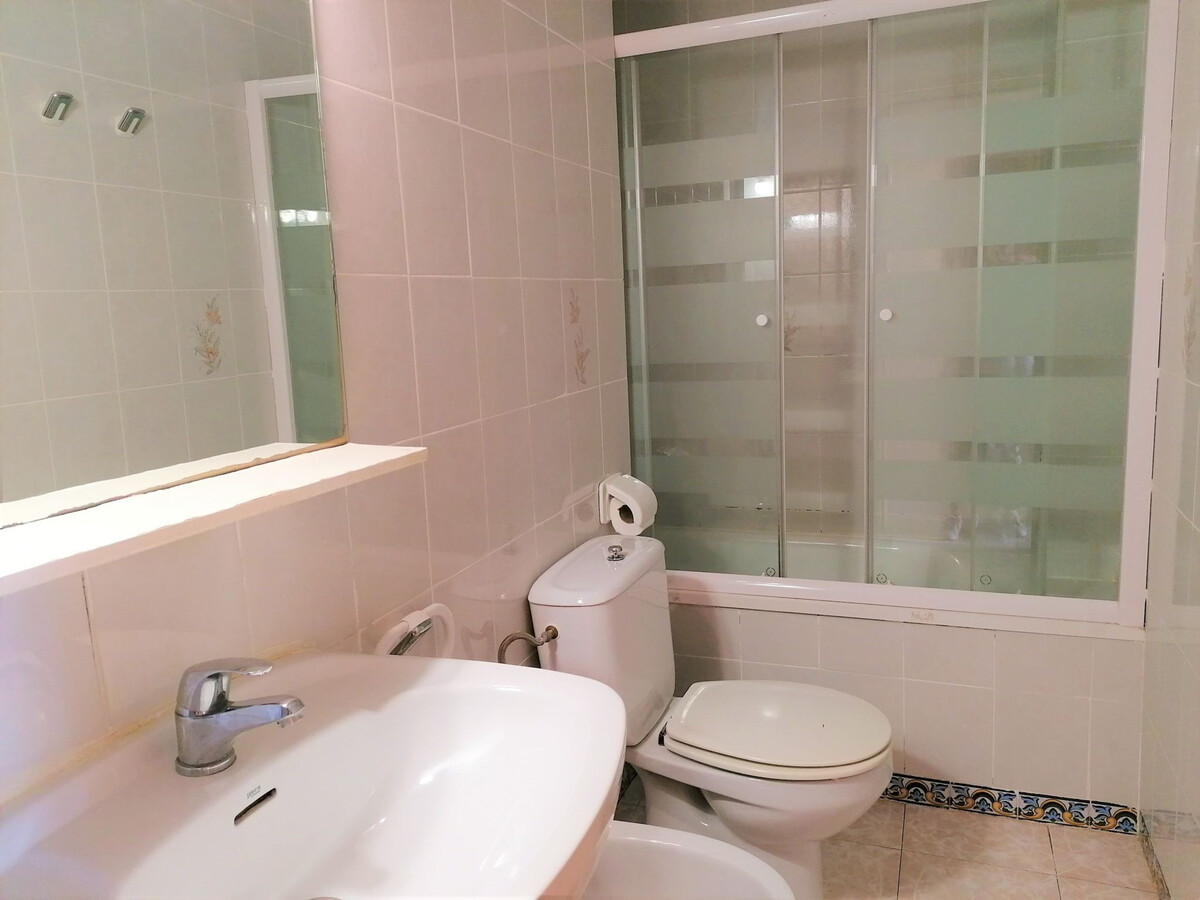 Appartement 45 m² avec terrasse, piscine et parking - Photo 20