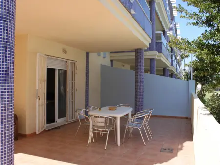 Appartement 6 pers., 3 ch. à 120m plage + piscine