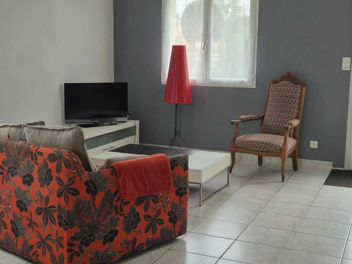 Maison 80 m² Saint-Hilaire-de-Chaléons, jardin & terrasse - Photo 8