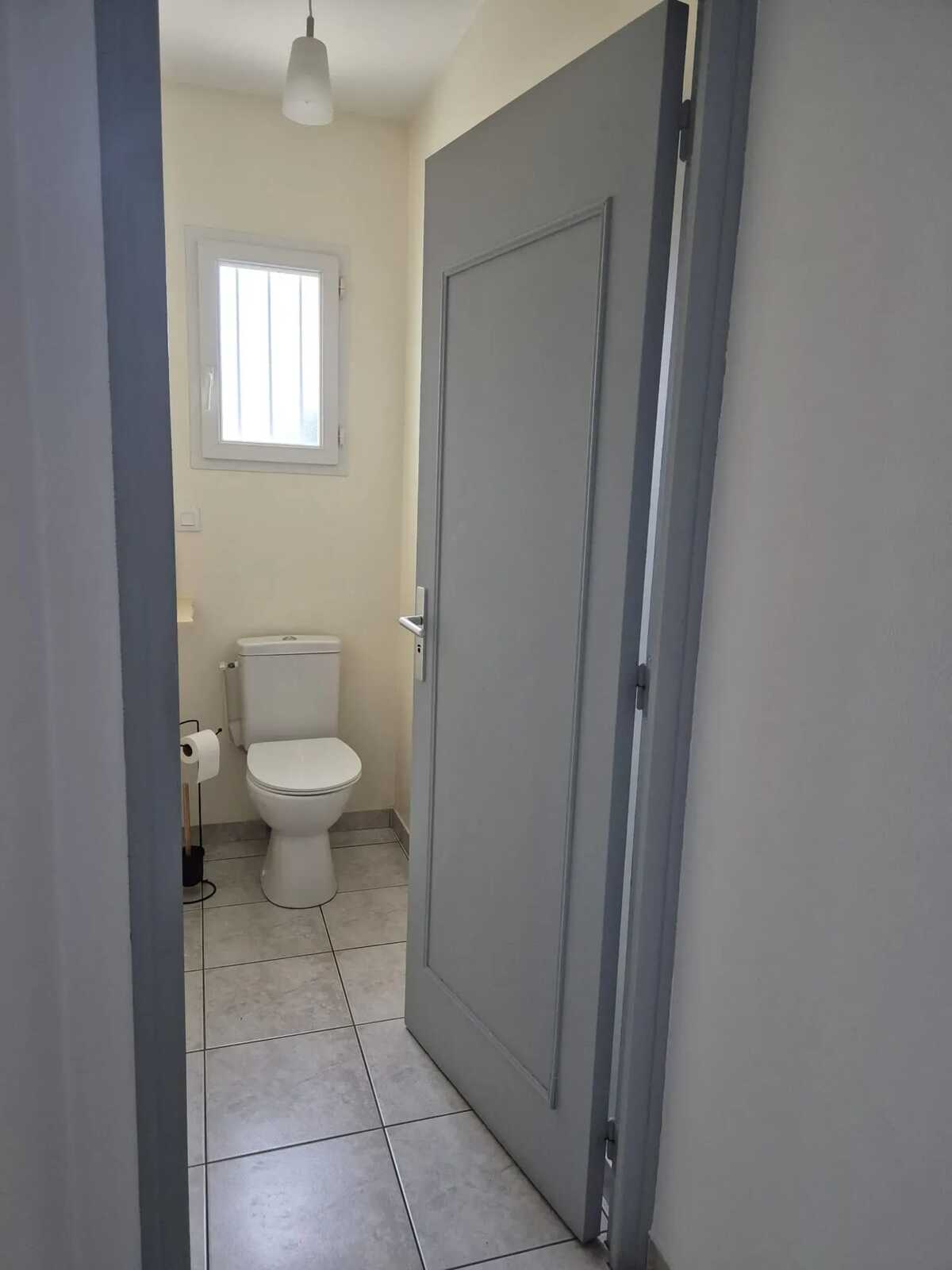 Maison 80 m² Saint-Hilaire-de-Chaléons, jardin & terrasse - Photo 16